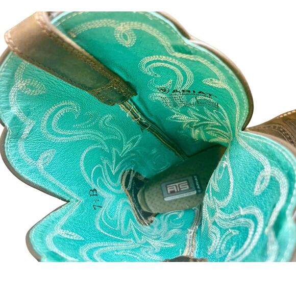 ARIAT COWGIRL BOOTS LEGEND WESTERN SZ 7.5 SQUARE TOE EMBROIDERED HERITAGE ROUGH - Picture 4 of 16